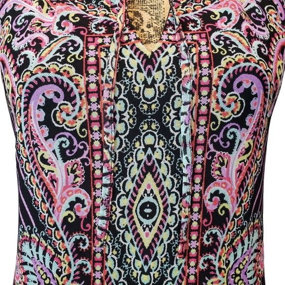 NY&CO Sleeveless Mesh Blouse - Picture 3 of 9